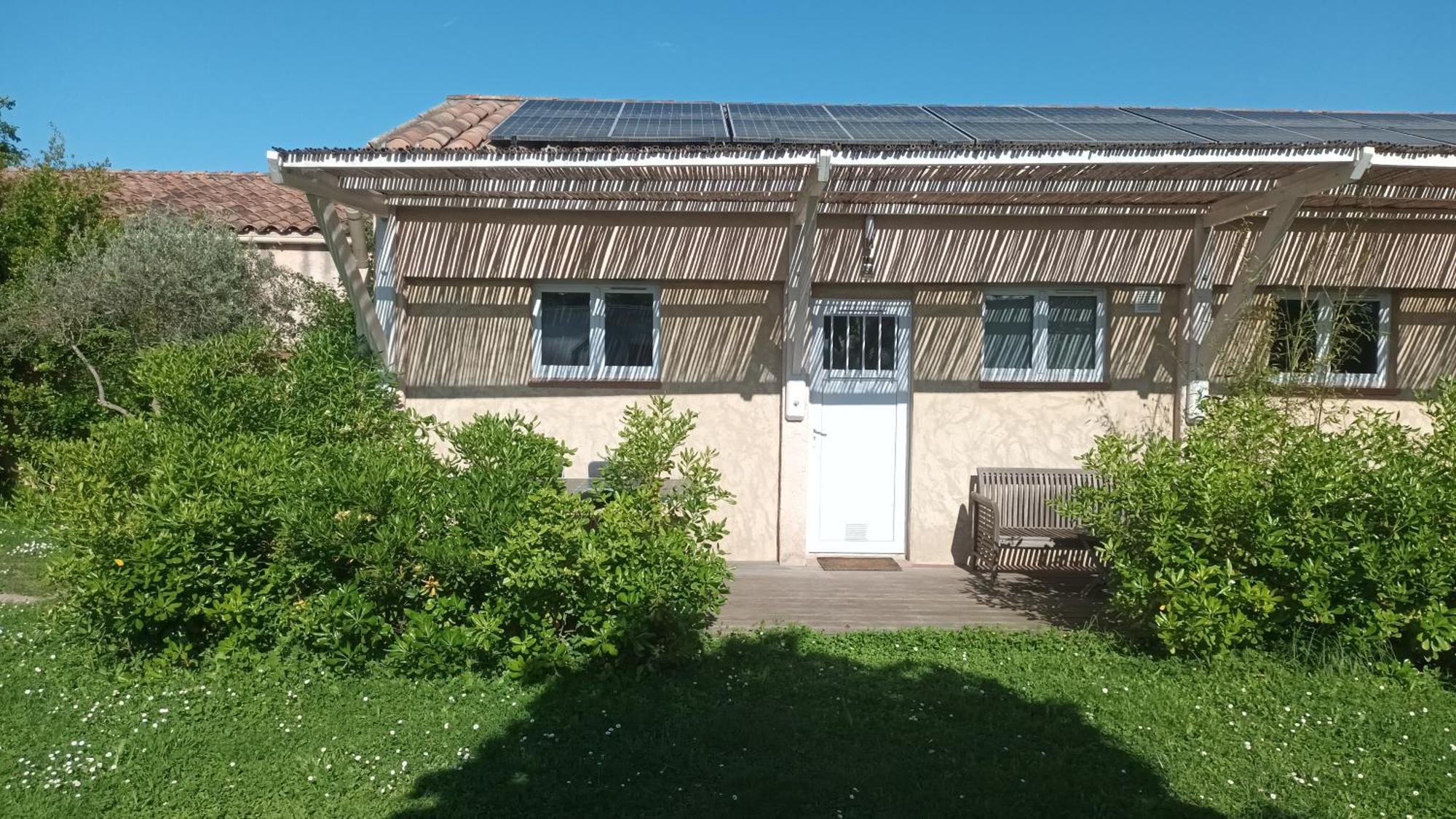 L'APARTE - Studio Les AMANDIERS Pignans Extérieur photo